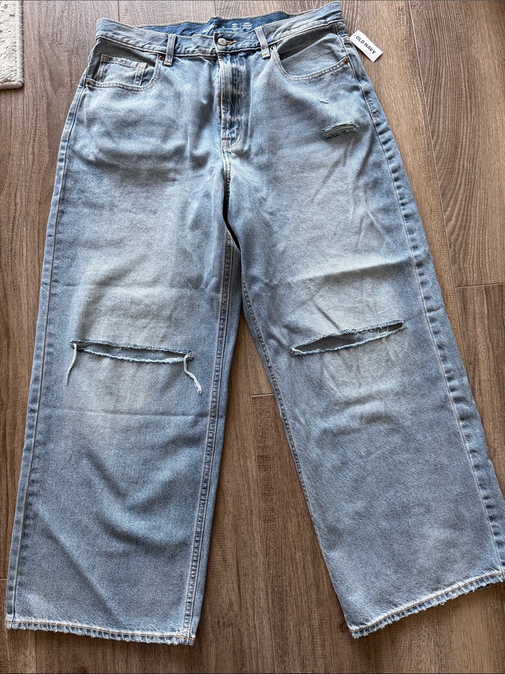 Old Navy Light Blue Relaxed Wide-Leg Distressed Jeans